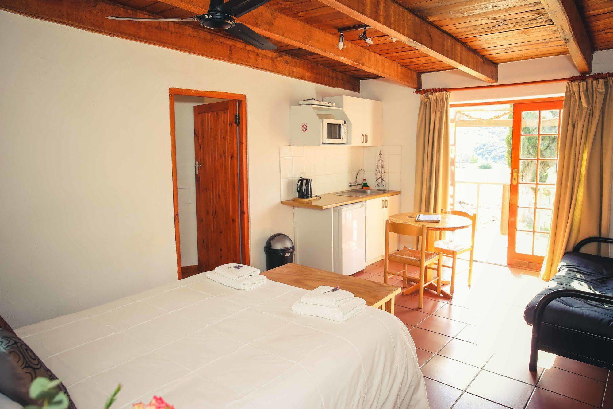 Wilgewandel Holiday Farm & Day Restaurant Oudtshoorn Eksteriør bilde