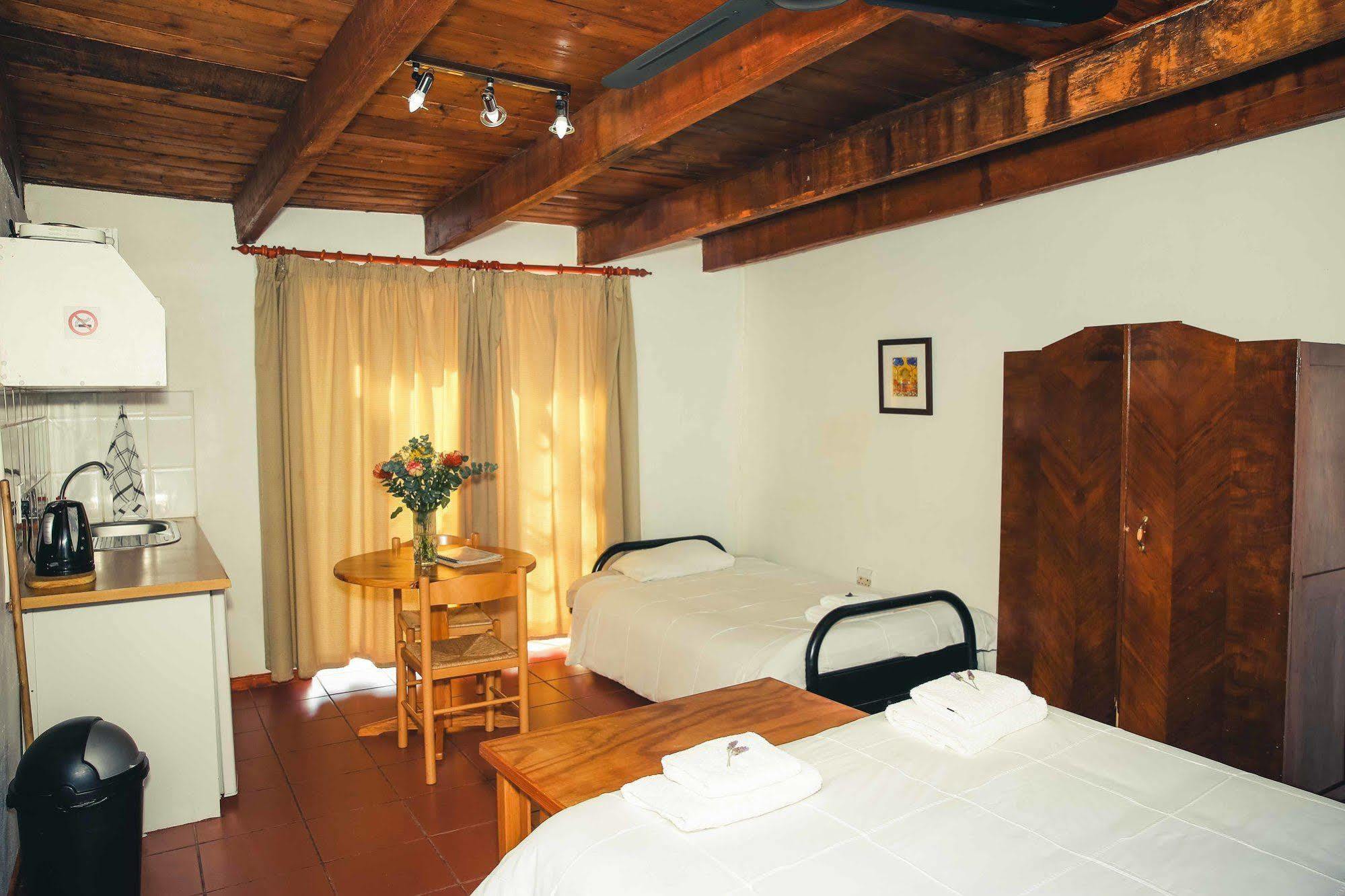 Wilgewandel Holiday Farm & Day Restaurant Oudtshoorn Eksteriør bilde